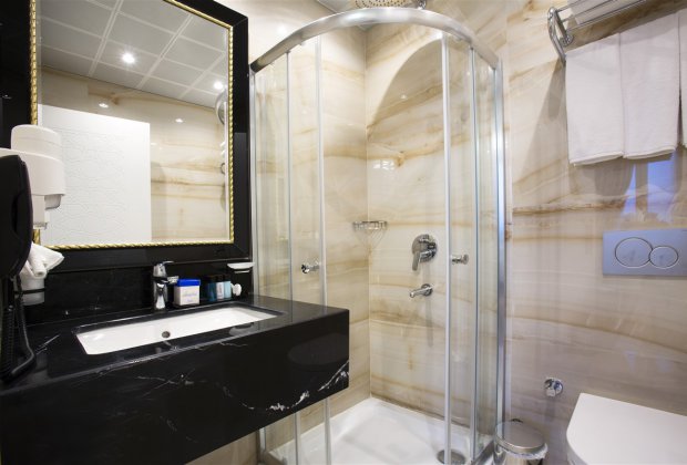 Bathroom of the Istanbul Suites Hotel in Istanbul